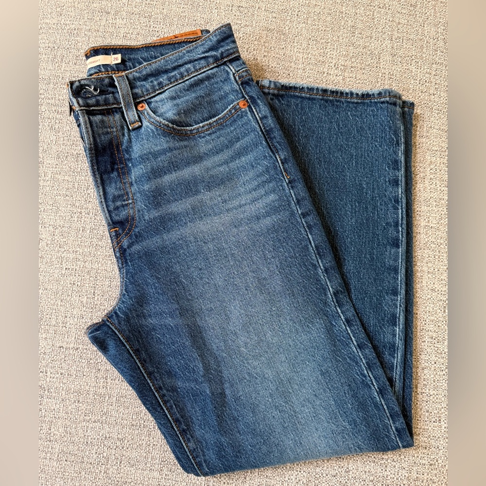 NWOT 26x26 WEDGIE STRAIGHT FIT WOMEN'S JEANS